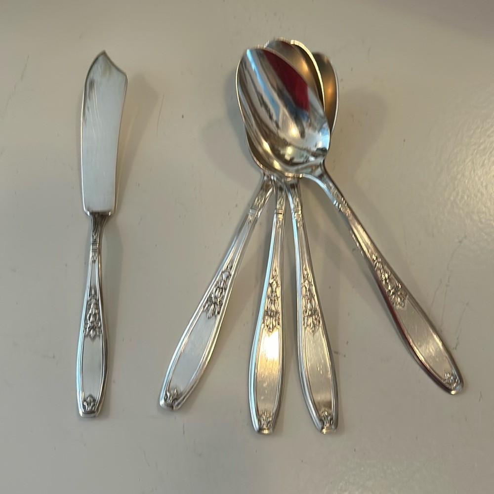 1847 Roger’s “Ambassador” Spoons and Knife